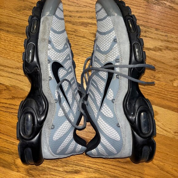 Nike Air Max Plus Tn Gray & Black Mens Sneakers Size 13 - Picture 10 of 11